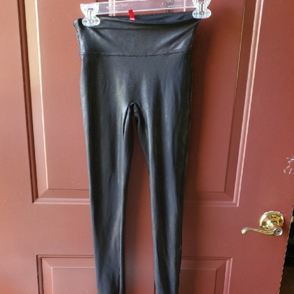 SPANX Black Shapewear Leggings with High Waist - Picture 1 of 8